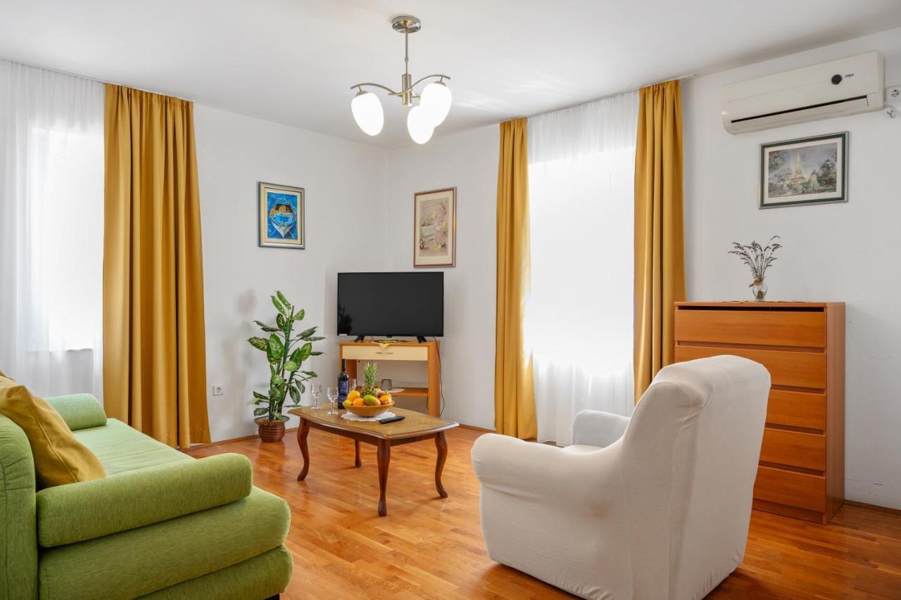 Golden Cape Apartments Bol Eksteriør bilde